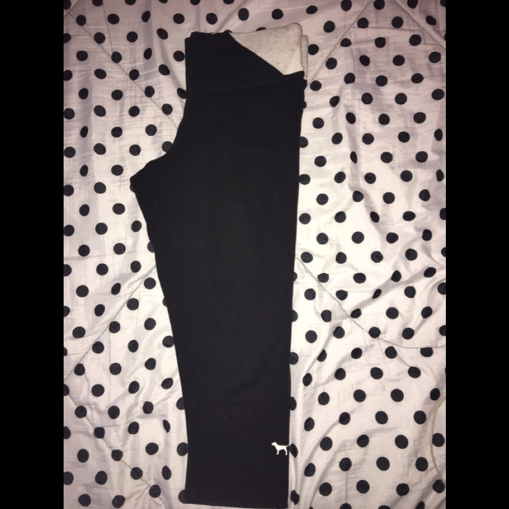 Vs pink cropped yogas